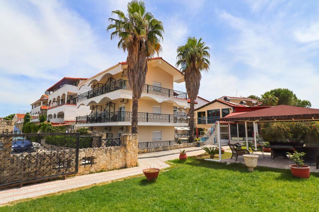Hanioti Grand Victoria Exterior foto